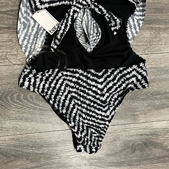Bar III Cabo cowlneck drapey black white zigzag One-Piece monokini Swimsuit. S - Picture 10 of 11